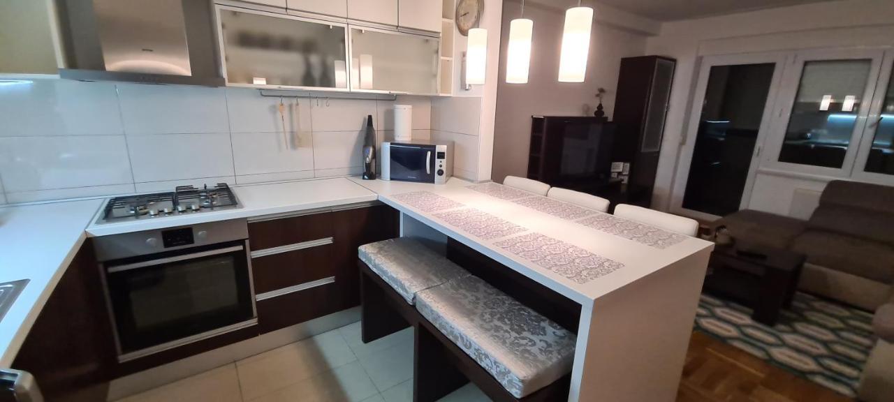 Oscar Apartment Osijek Bagian luar foto